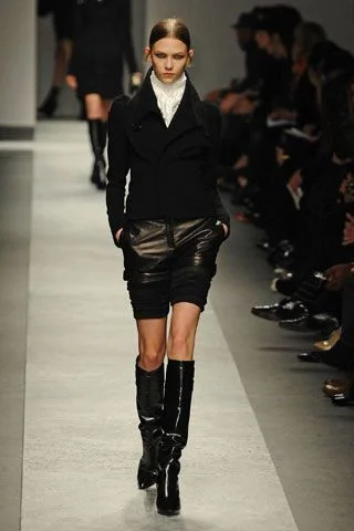 Look 10